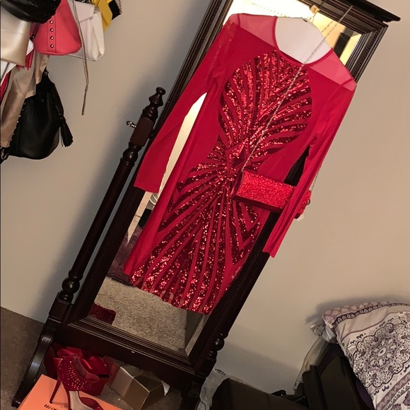 Red sequence dress - Picture 1 of 2